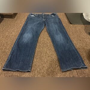 Lucky Brand 38/32 Relaxed 181 Blue Jeans Natural Fading EauC Mens